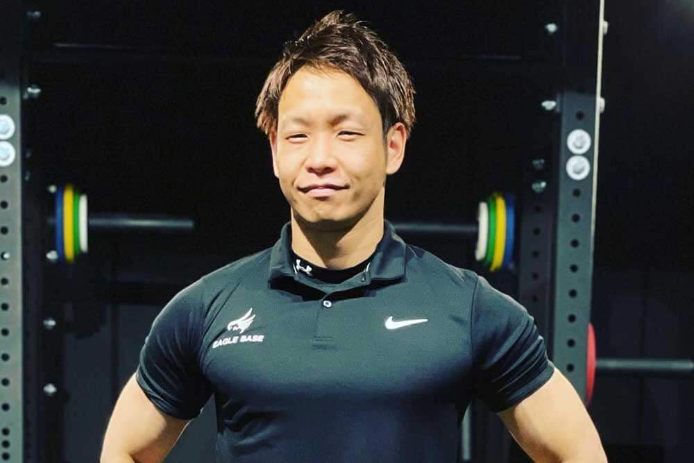 トレーナー紹介沖津